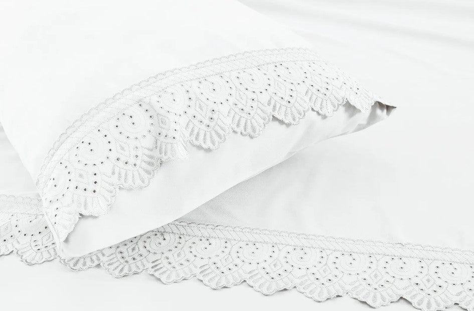 Jogo de Roupa de Cama King 4 Peças Hedrons Rendas Toque de Algodão Branco