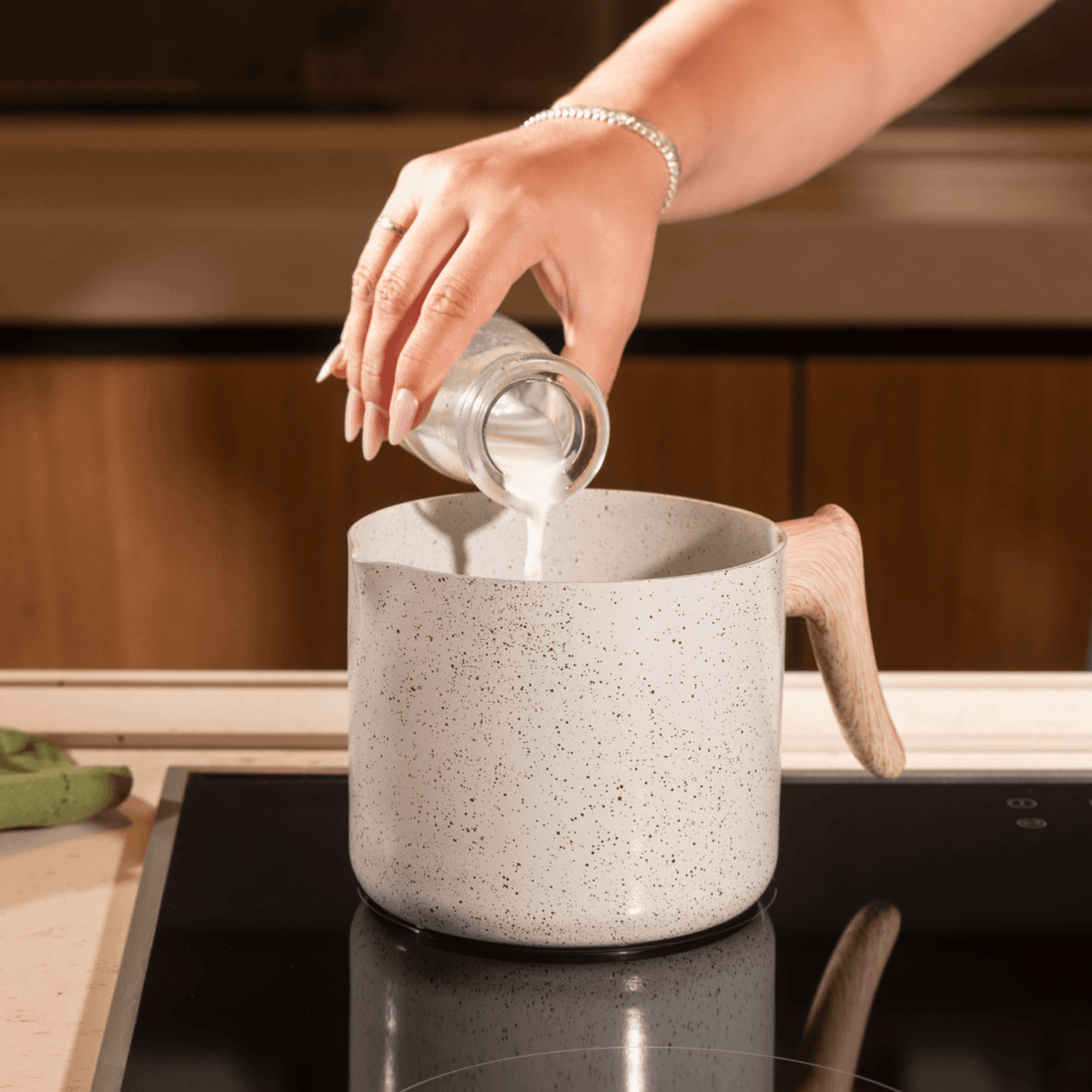 Fervedor Sirius Brinox Ceramic Life 1,7L Indução Vanilla