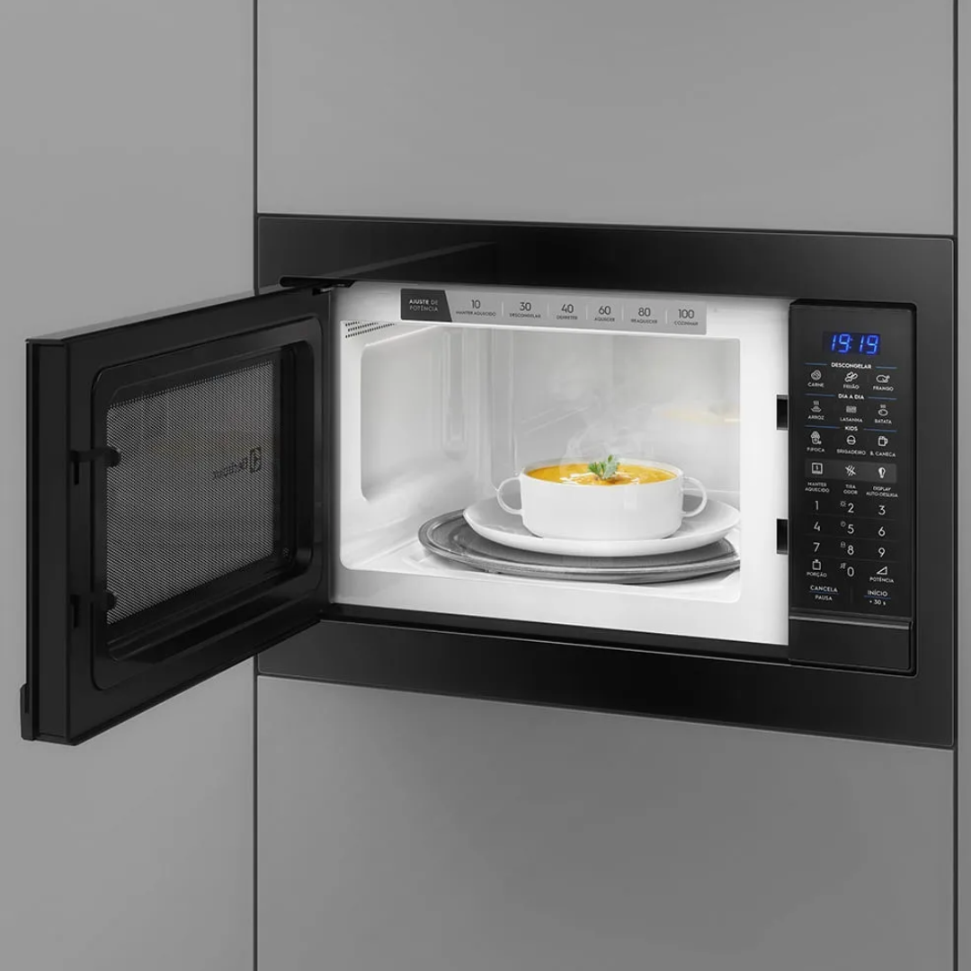 Kit Electrolux de Embutir Forno Elétrico OE5EA 50L com AirFryer +Micro-ondas 34L ME3EP 220V