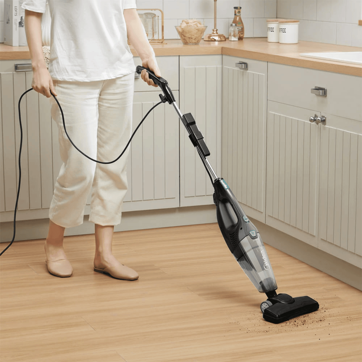 Aspirador de Pó Vertical 2 em 1 Midea VVA21P2 Preto e Azul 220V