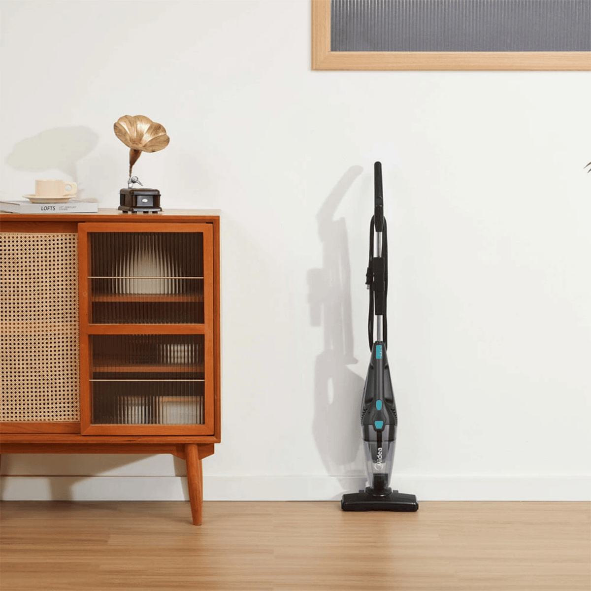 Aspirador de Pó Vertical 2 em 1 Midea VVA21P2 Preto e Azul 220V