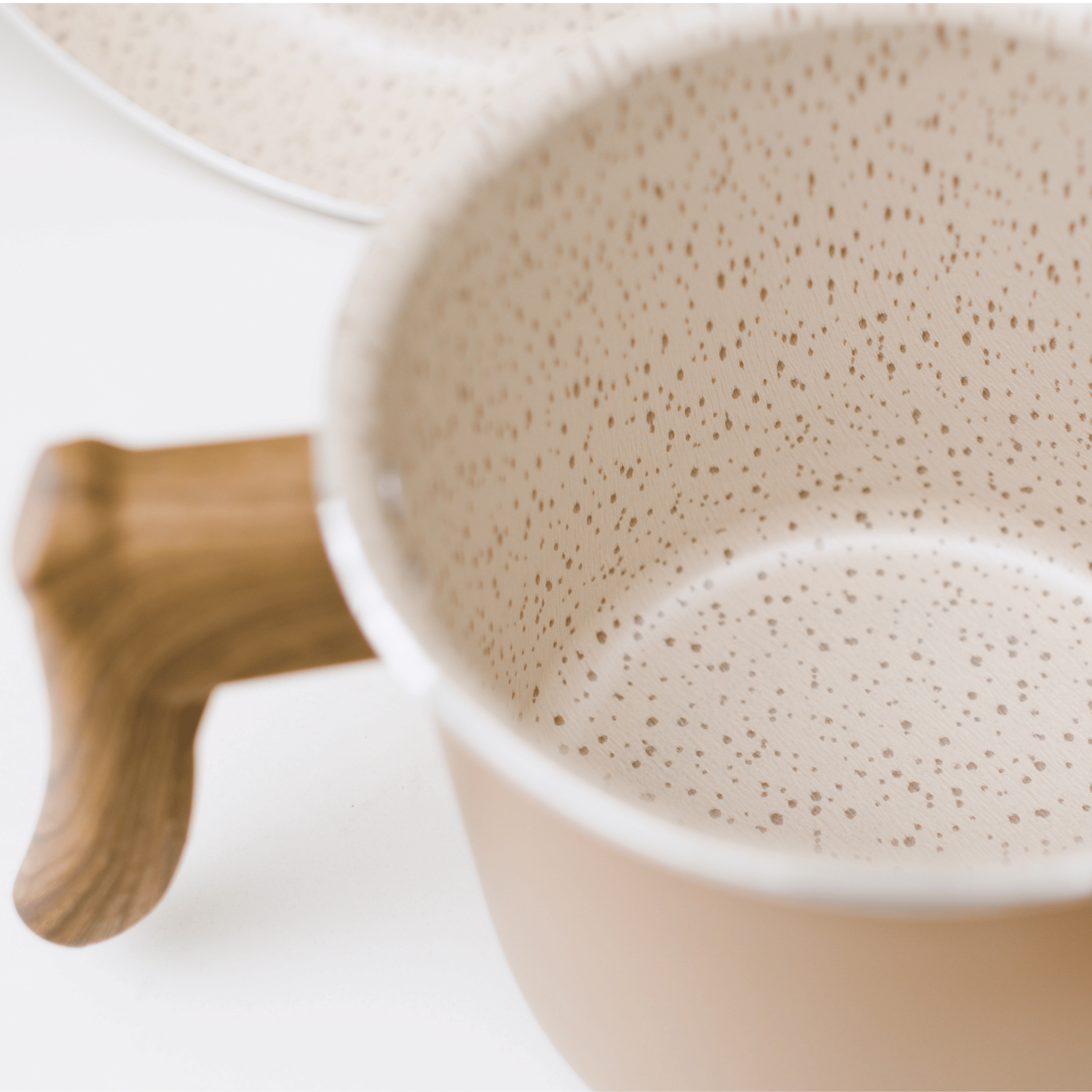 Fervedor Primea Brinox Ceramic Life 1,2L Antiaderente Cappuccino