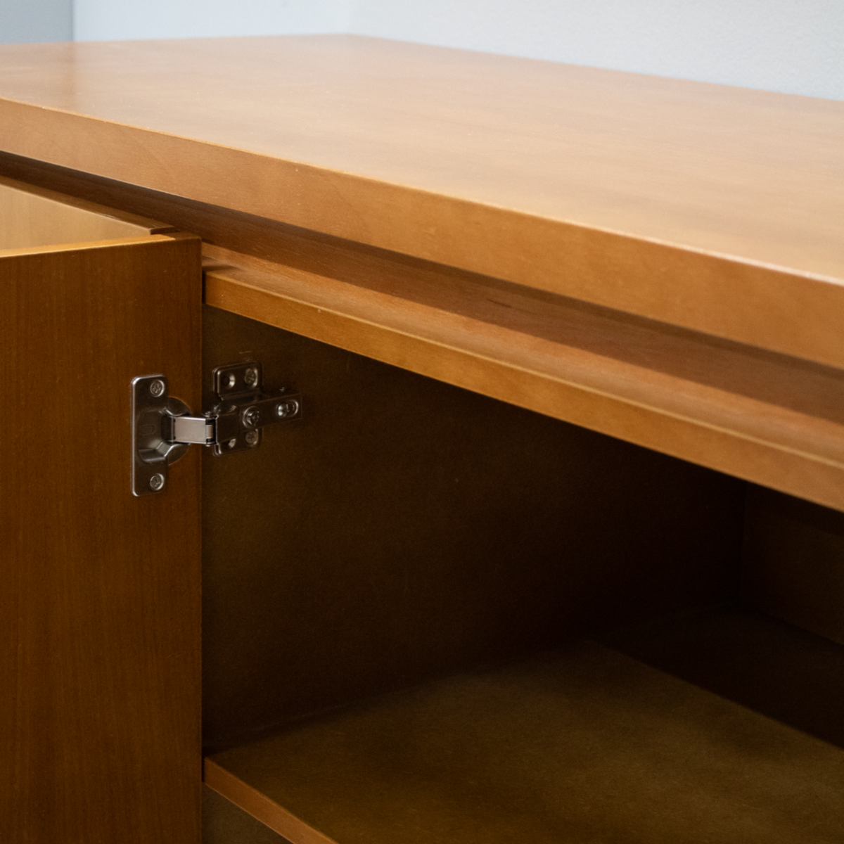 Balcão Buffet Dom Artsoli 180cm 4 Portas Castanho Claro