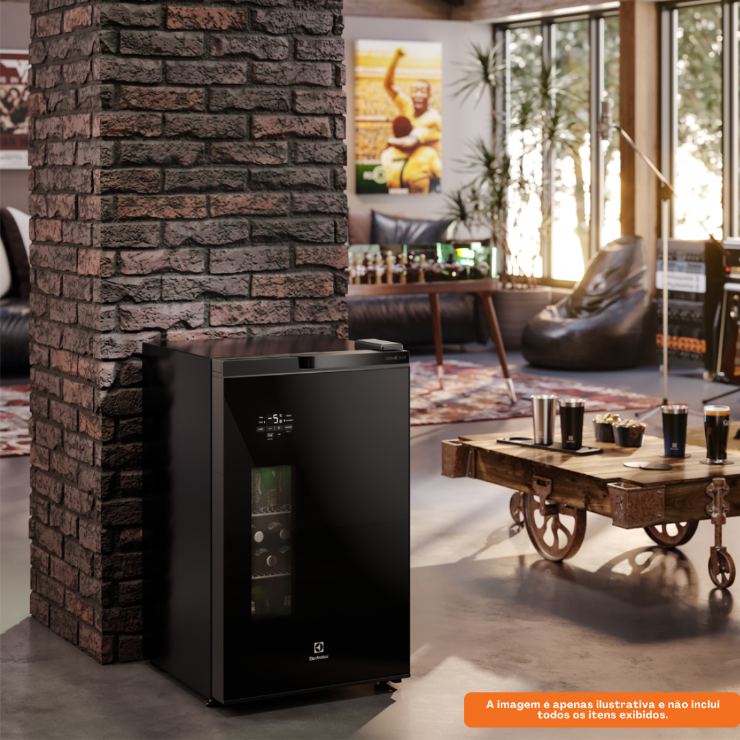 Cervejeira Electrolux 100L EB100 Home Bar Preto 220V
