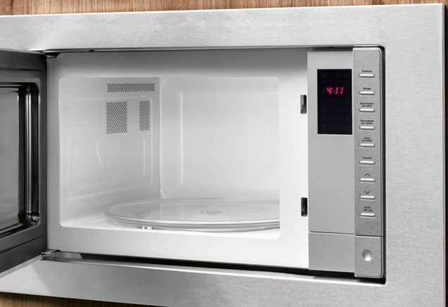 Micro-ondas de Embutir Fischer 25L Fit Line Inox 220V