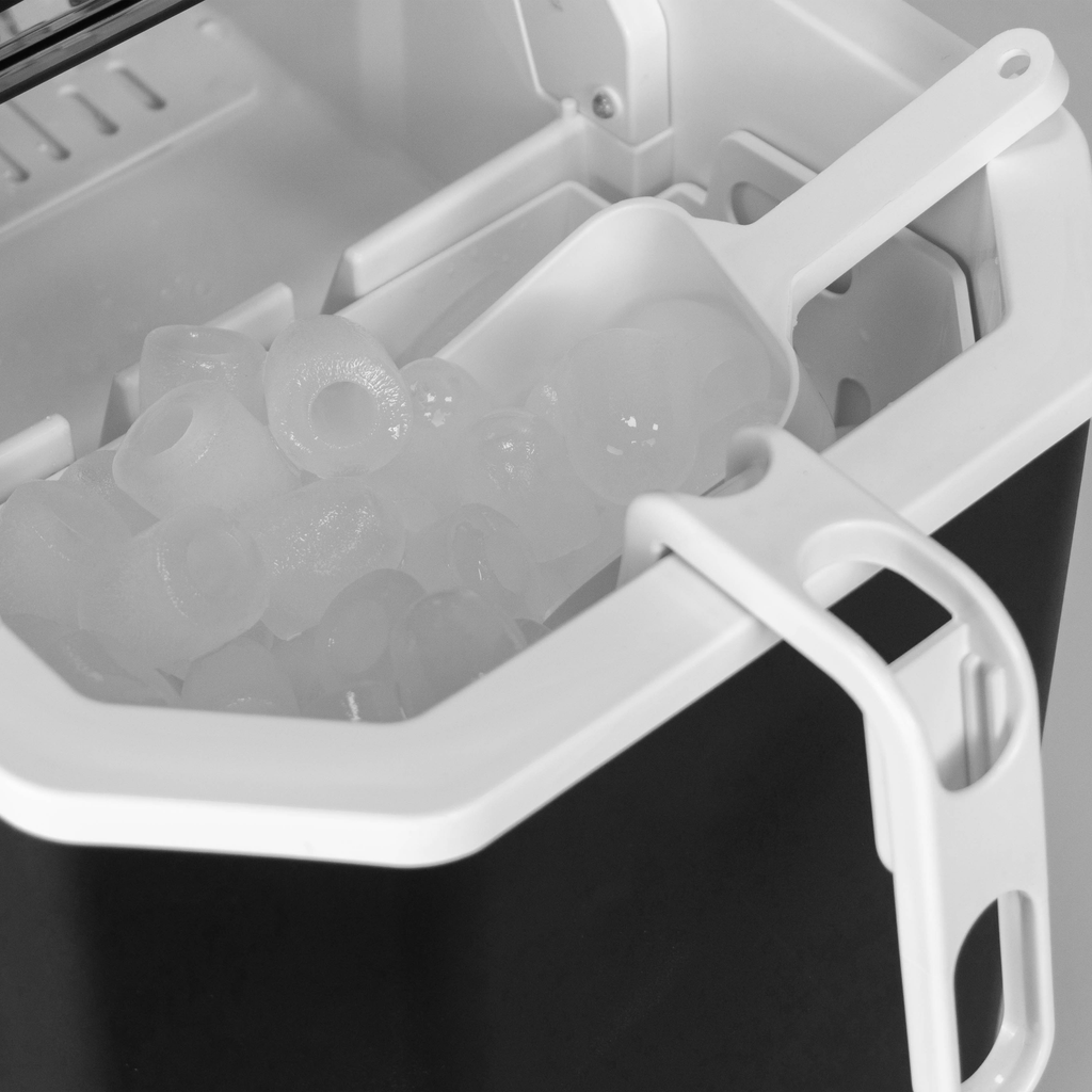 Máquina de Gelo 12kg Agratto MG-02 Preto 220V