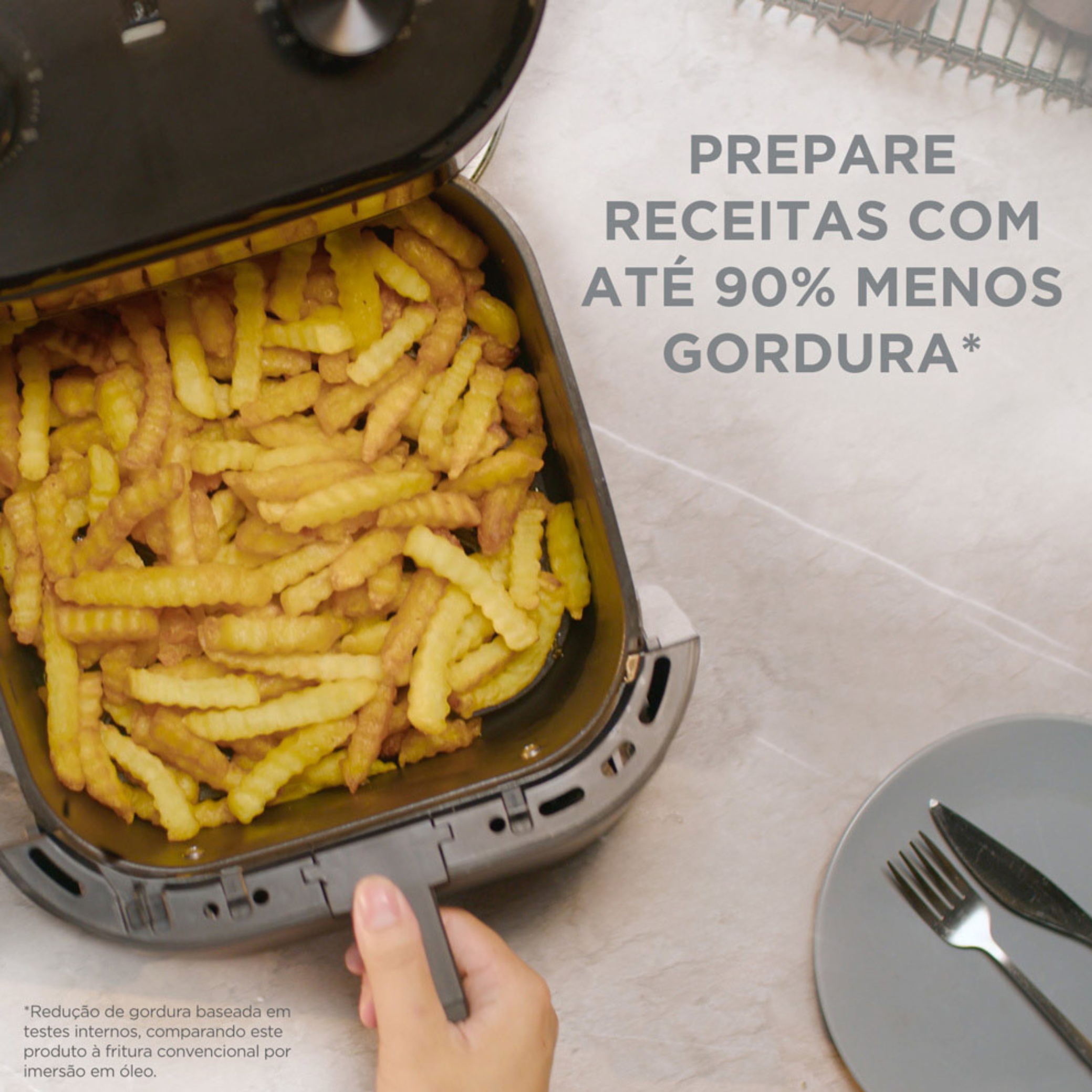 Fritadeira Elétrica Sem Óleo Air Fryer 5,5L Midea Widemax Preto e Inox 220V