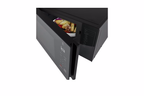 Micro-ondas LG 30L Revestimento EasyClean NeoChef Preto/Espelhado 220V