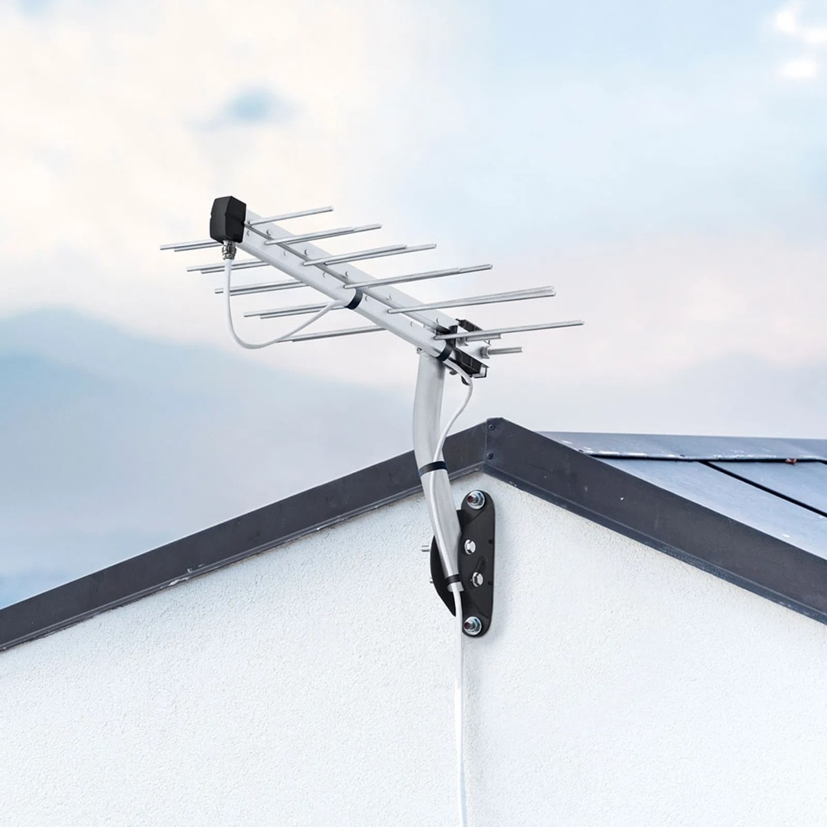Antena Externa Aquário Log Periódica Digital UHF/HDTV LU-20 Plus