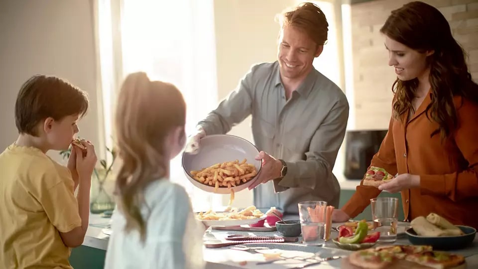 Fritadeira Elétrica Sem Óleo Air Fryer 6,2L Philips Walita XL Digital Preto 220V