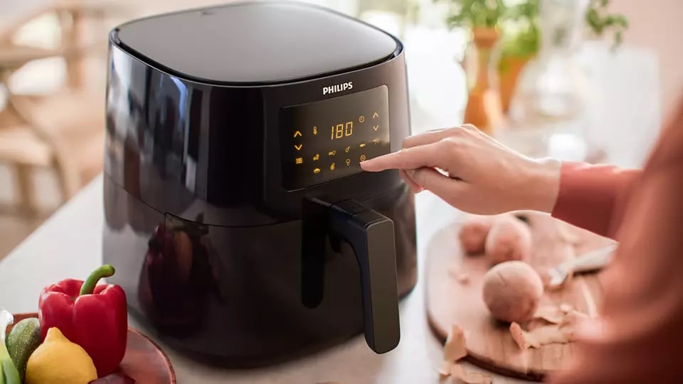 Fritadeira Elétrica Sem Óleo Air Fryer 6,2L Philips Walita XL Digital Preto 220V