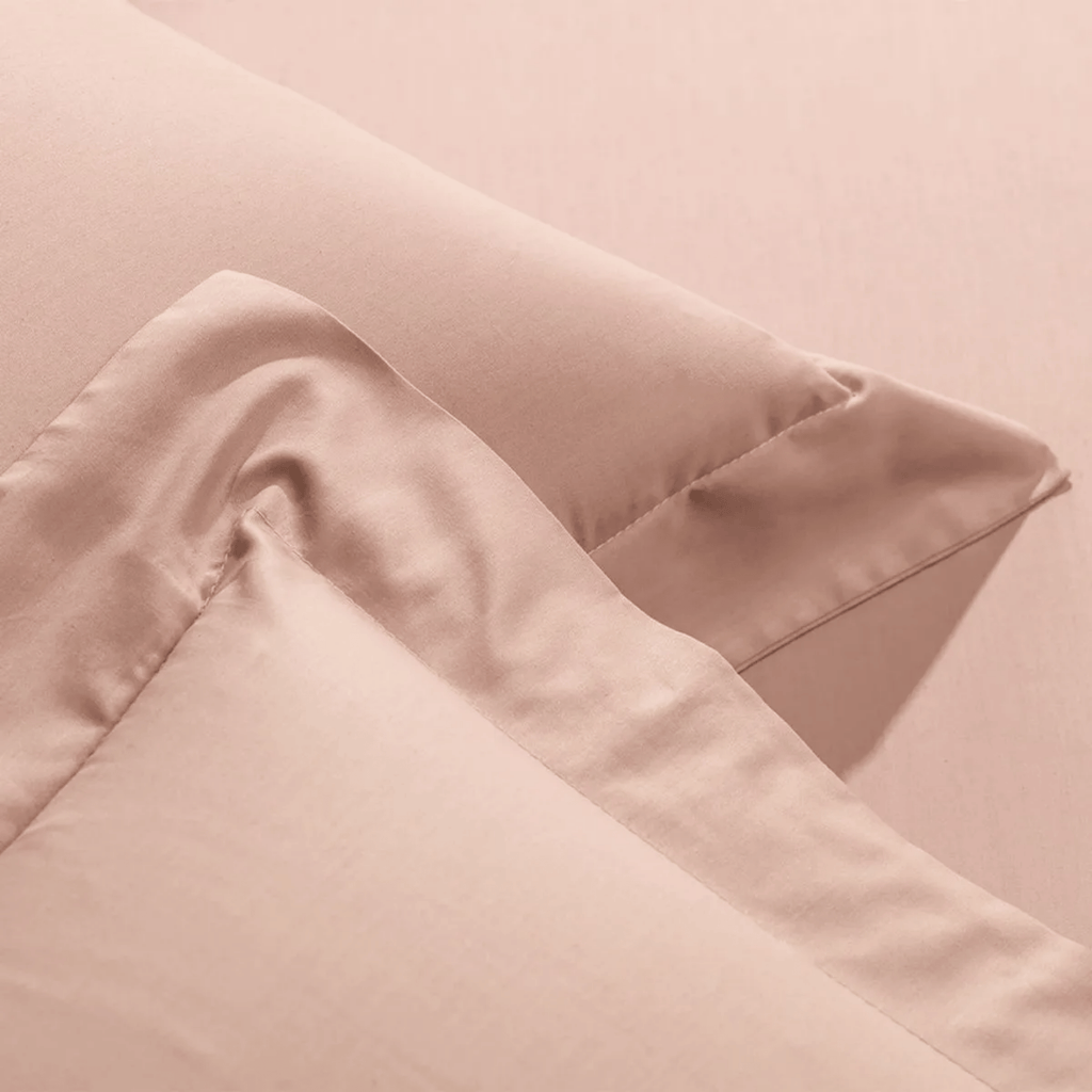 Fronha Altenburg Algodão Lux 200 Fios 50x70 Rosa Lille