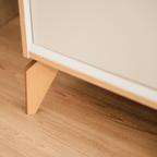 Balcão Buffet Aura Linea 140cm 3 Portas Tauari e Off White