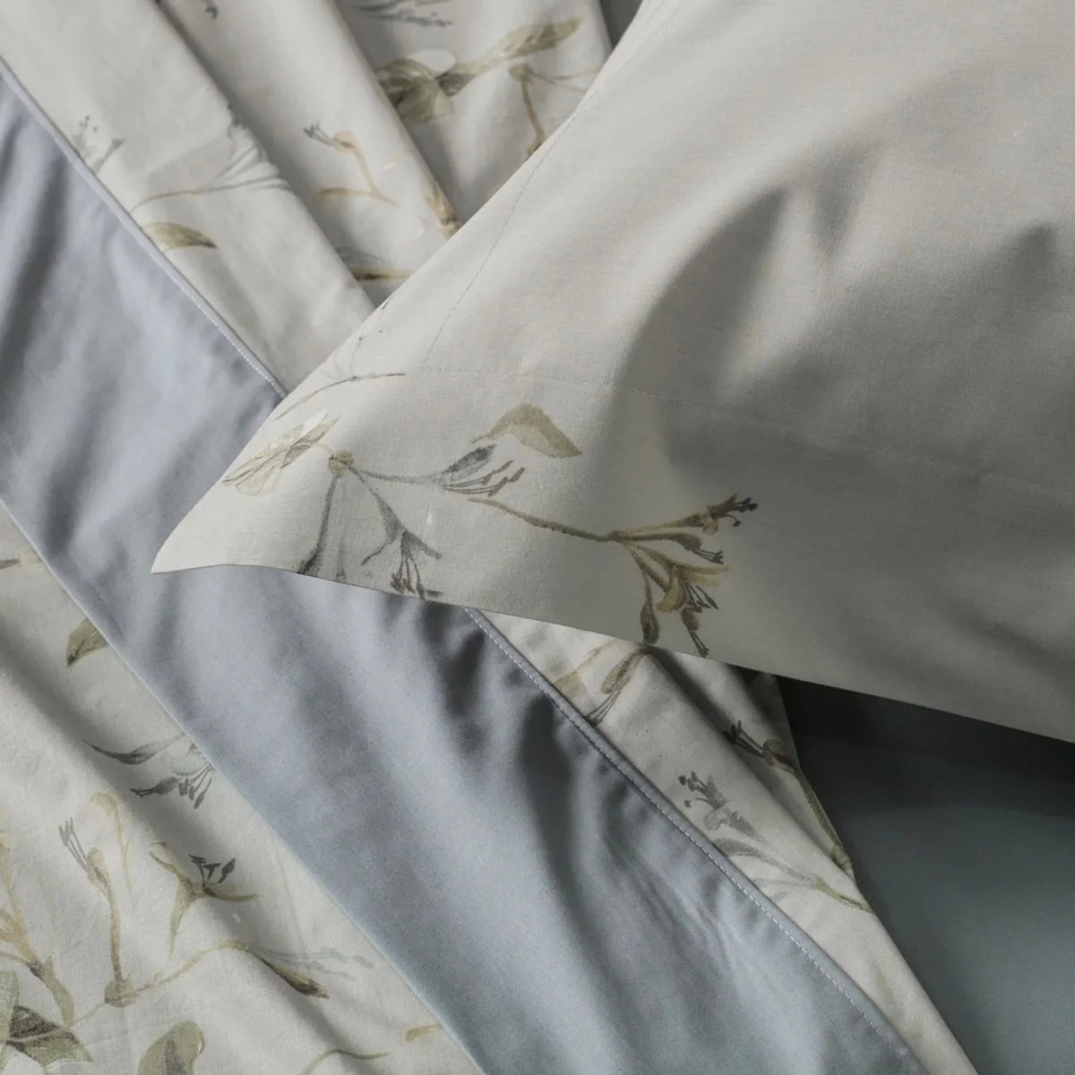 Jogo de Roupa de Cama Queen 4 peças Altenburg Algodão 200 Fios Ágape Azul