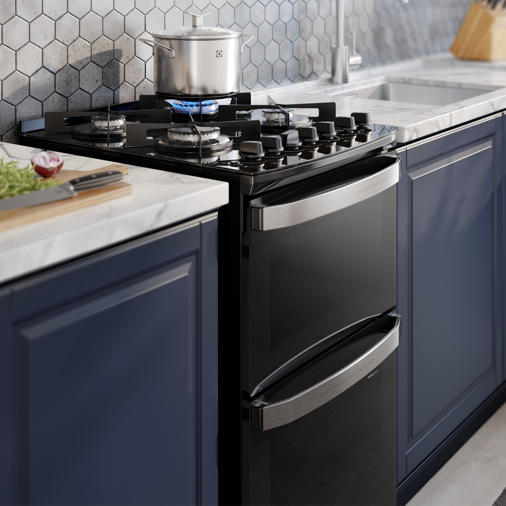 Fogão 4 Bocas Electrolux Experience FE4DP Piso Duplo Forno VaporBake Preto 220V