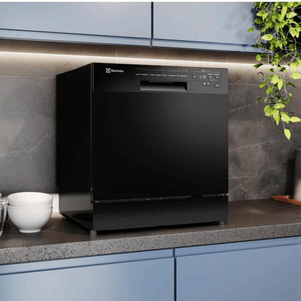 Lava-Louças Electrolux 8 Serviços com Programa Lava & Seca LP08E Preto 220V