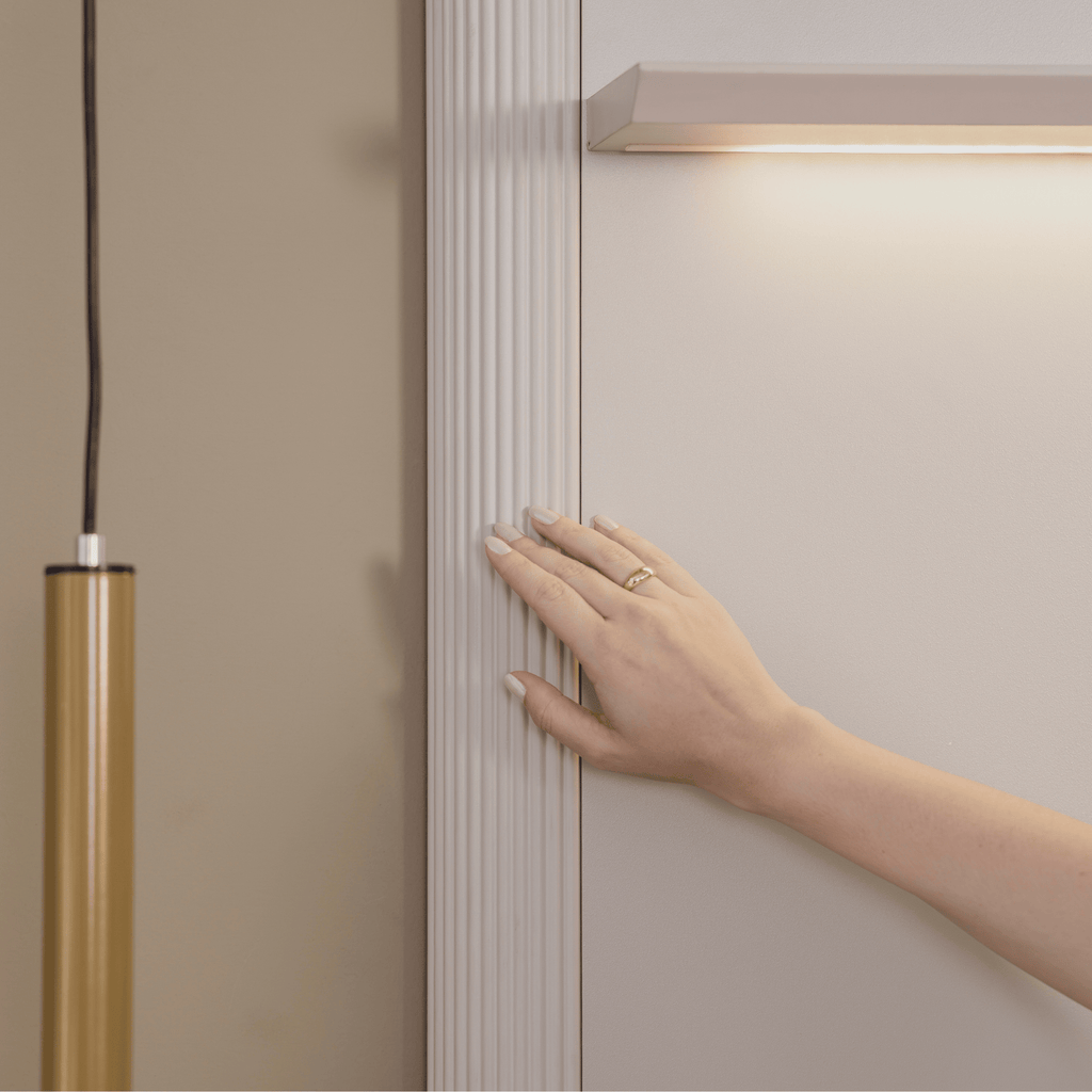 Home Painel Suspenso Ferrara Linea 180cm com Led Canela e Off White